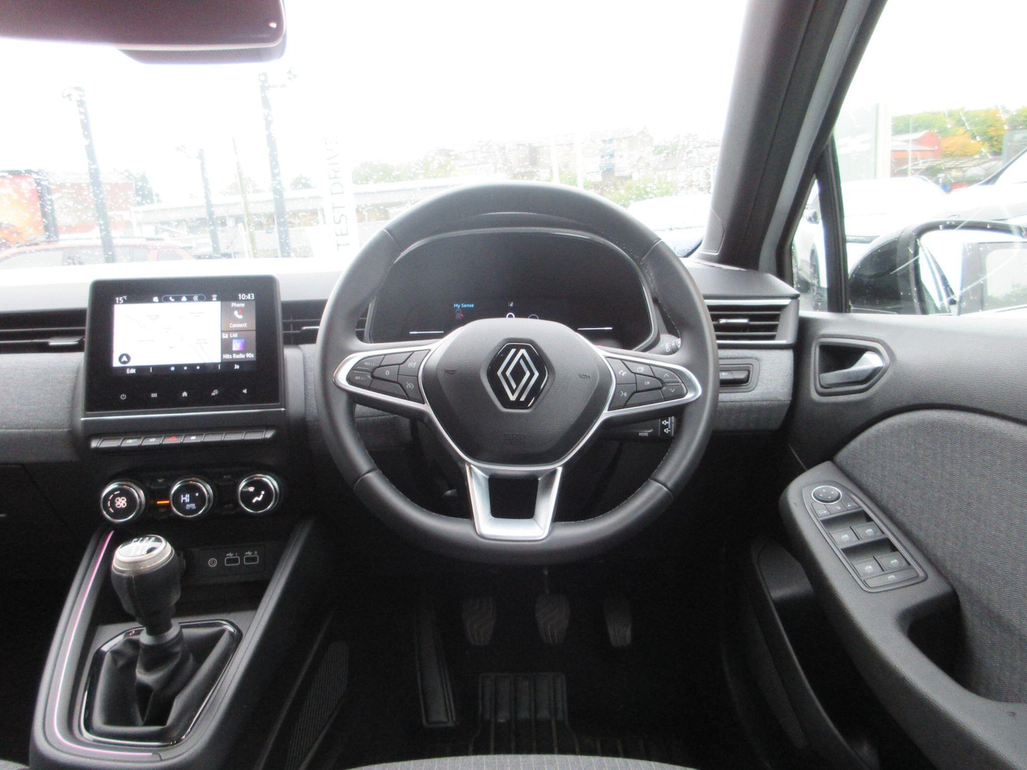 Used Renault Clio 2024 for sale - 76259455: Photo 12