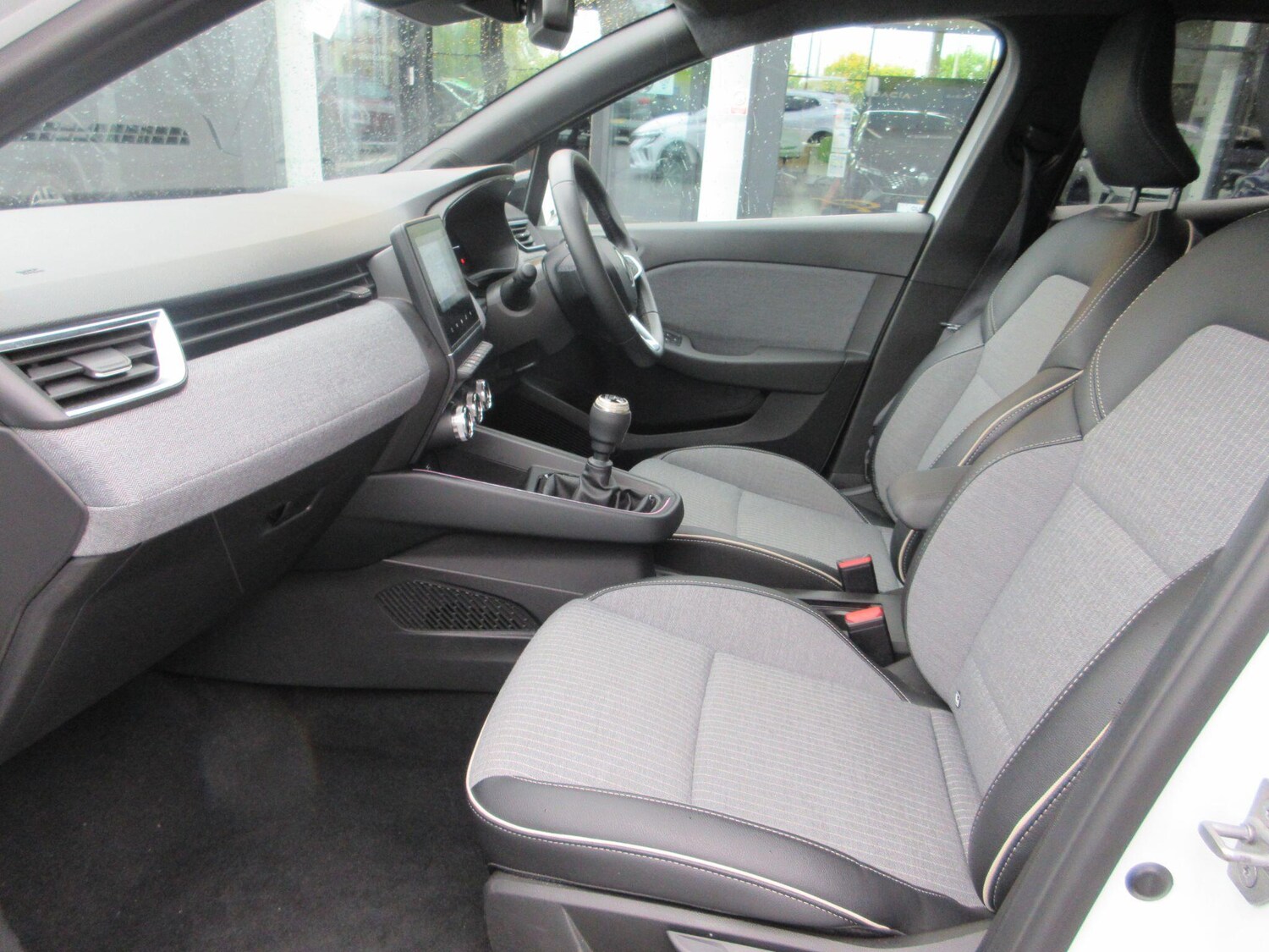 Used Renault Clio 2024 for sale - 76259455: Photo 13
