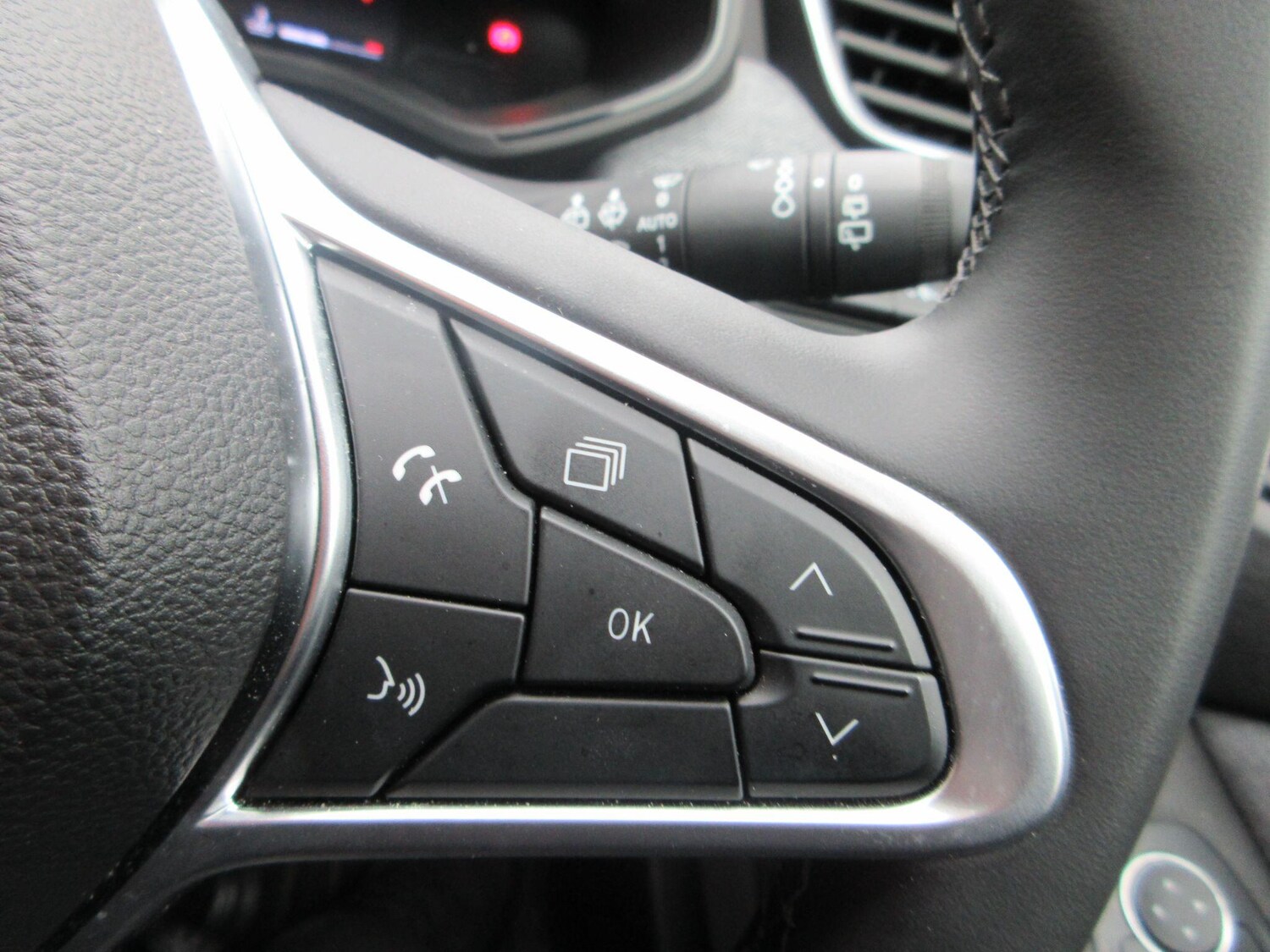 Used Renault Clio 2024 for sale - 76259455: Photo 39