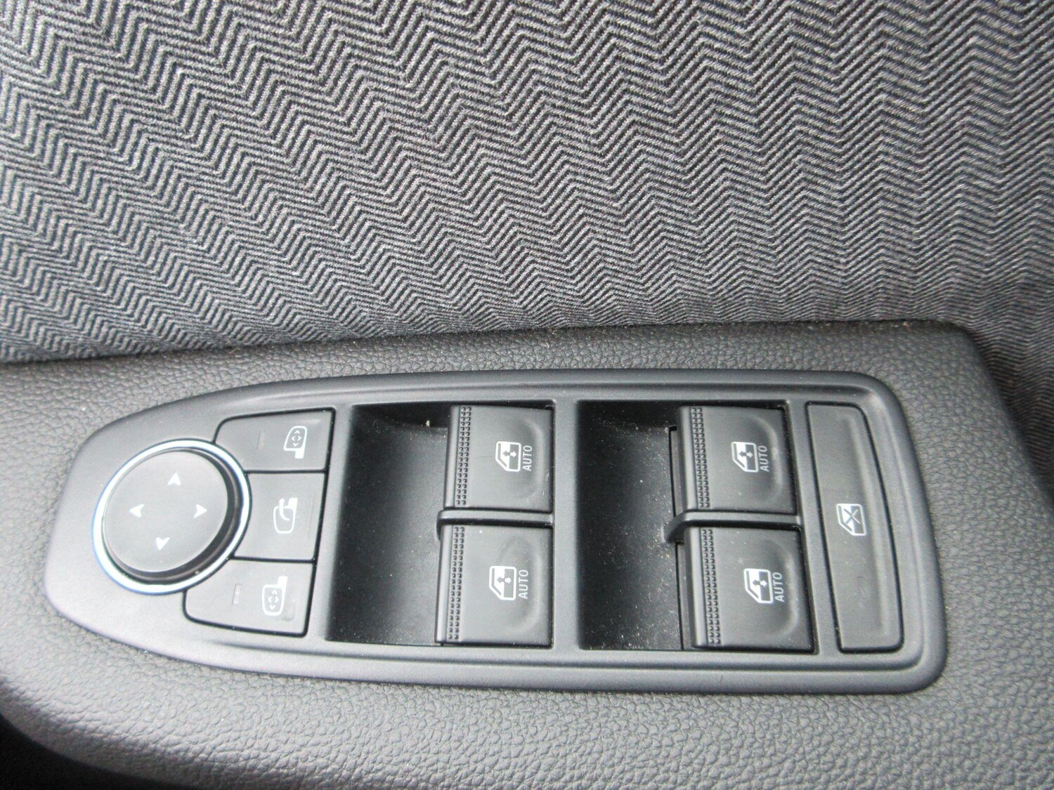 Used Renault Clio 2024 for sale - 76259455: Photo 41