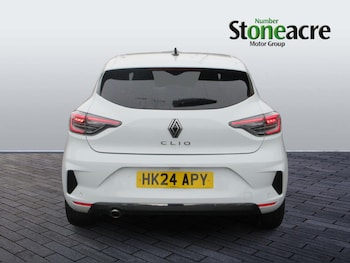 Used Renault Clio 2024 for sale - 76259455: Photo