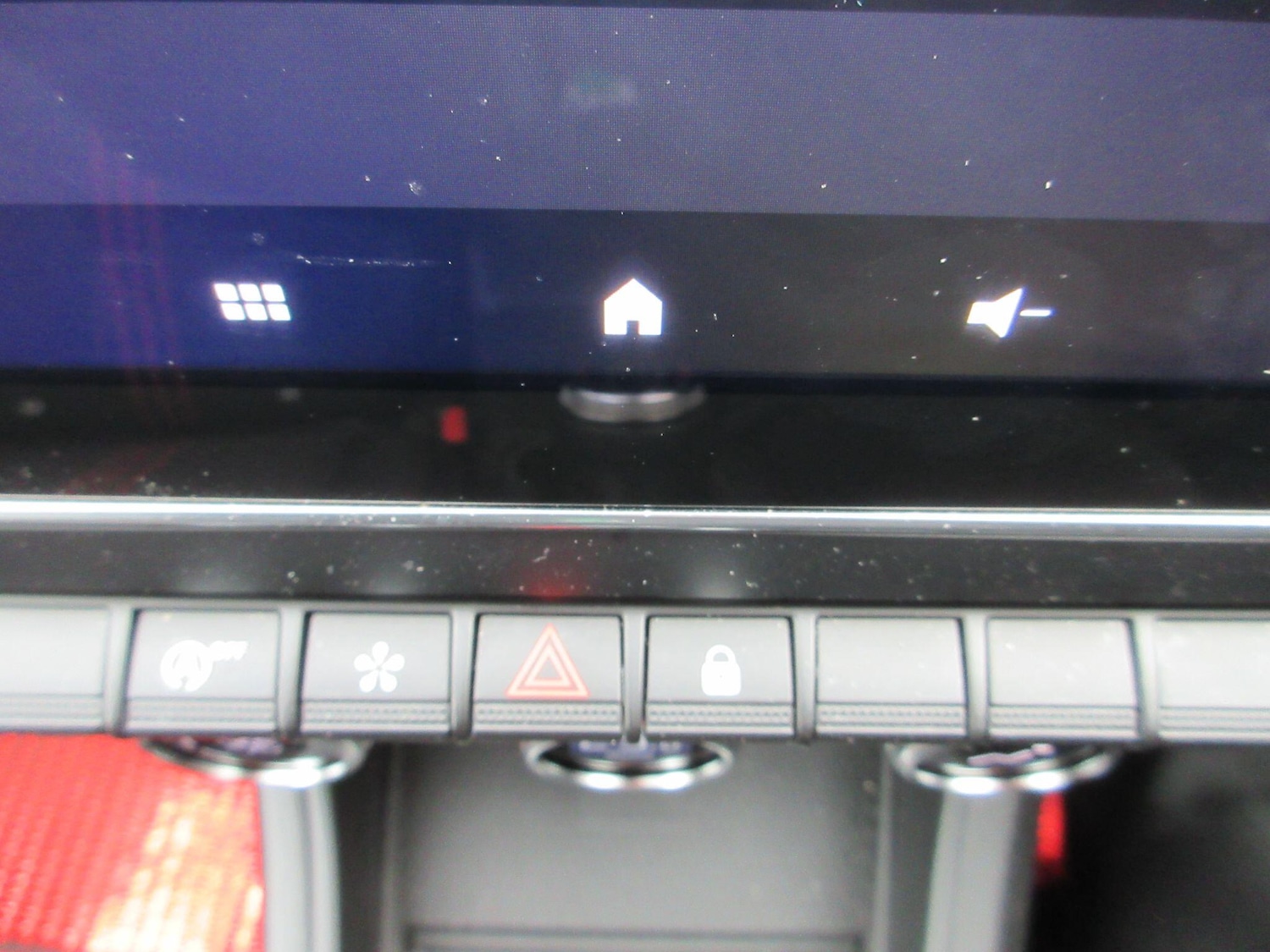 Used Renault Captur 2023 for sale - 77344582: Photo 30