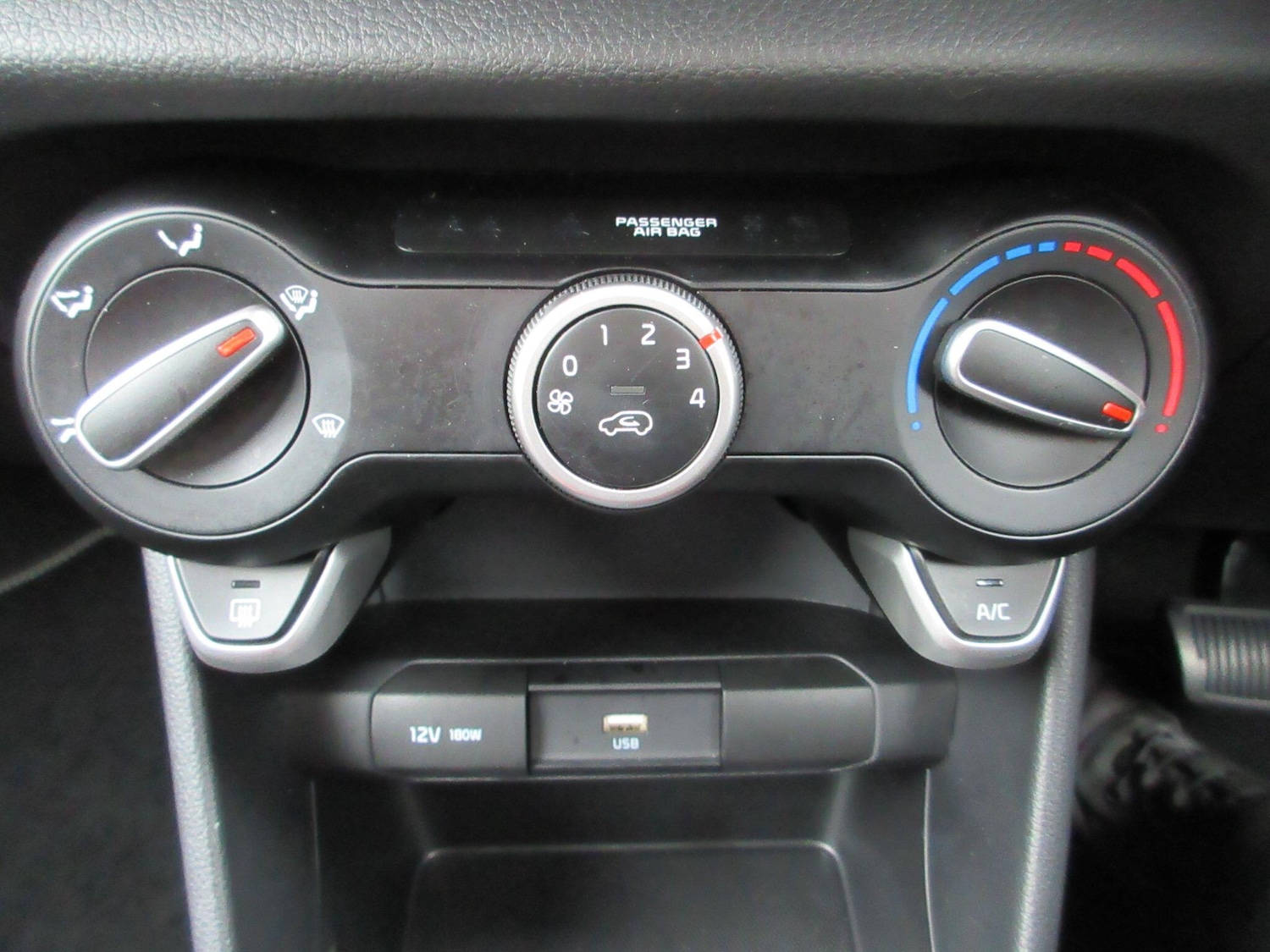 Used Kia Picanto 2023 for sale - 77343943: Photo 29