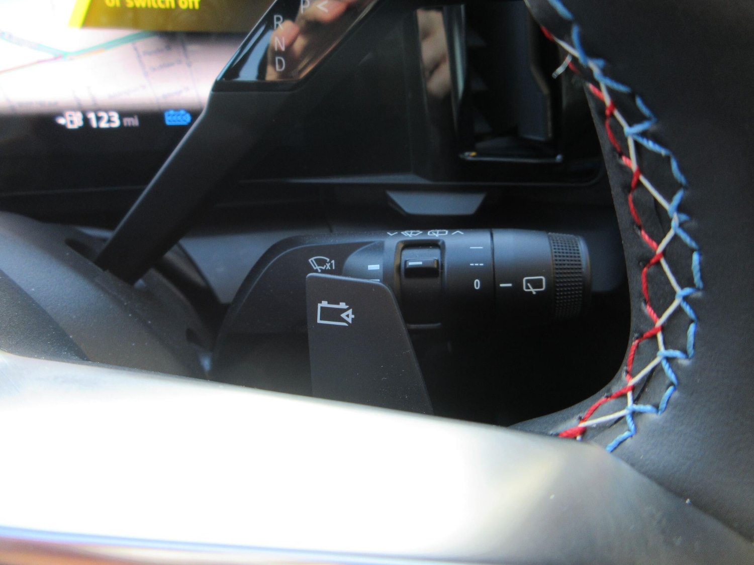 Used Renault Scenic E-Tech 2025 for sale - 77940560: Photo 65