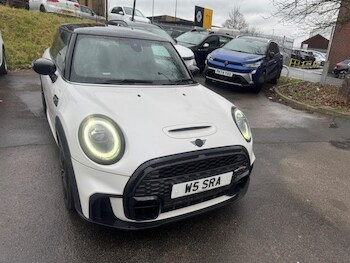 Used MINI Hatch 2023 for sale - 77853300: Photo
