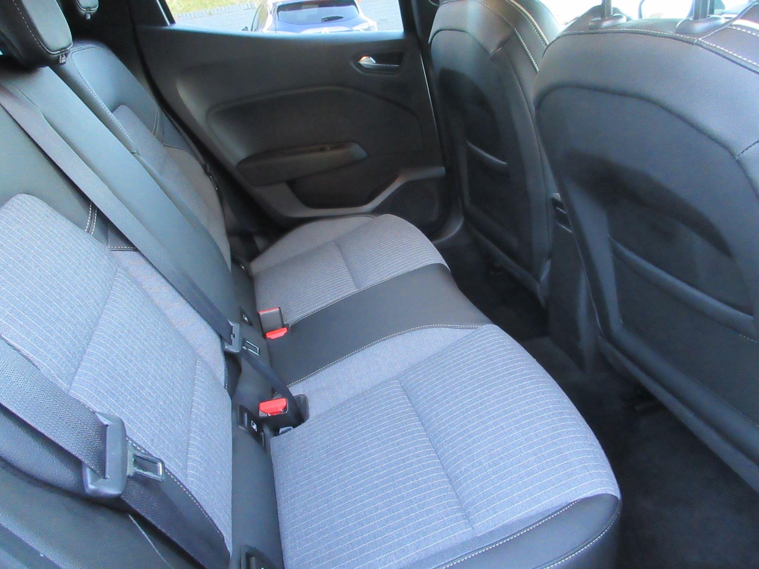 Used Renault Clio 2021 for sale - 77120423: Photo 16