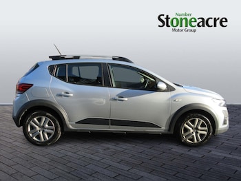 Used Dacia Sandero Stepway 2022 for sale - 77455736: Photo