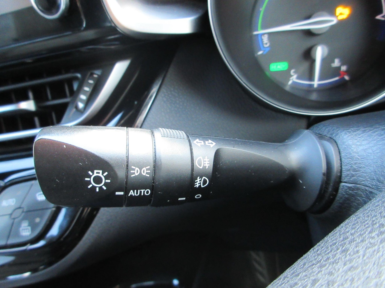 Used Toyota C-HR 2020 for sale - 76378074: Photo 38