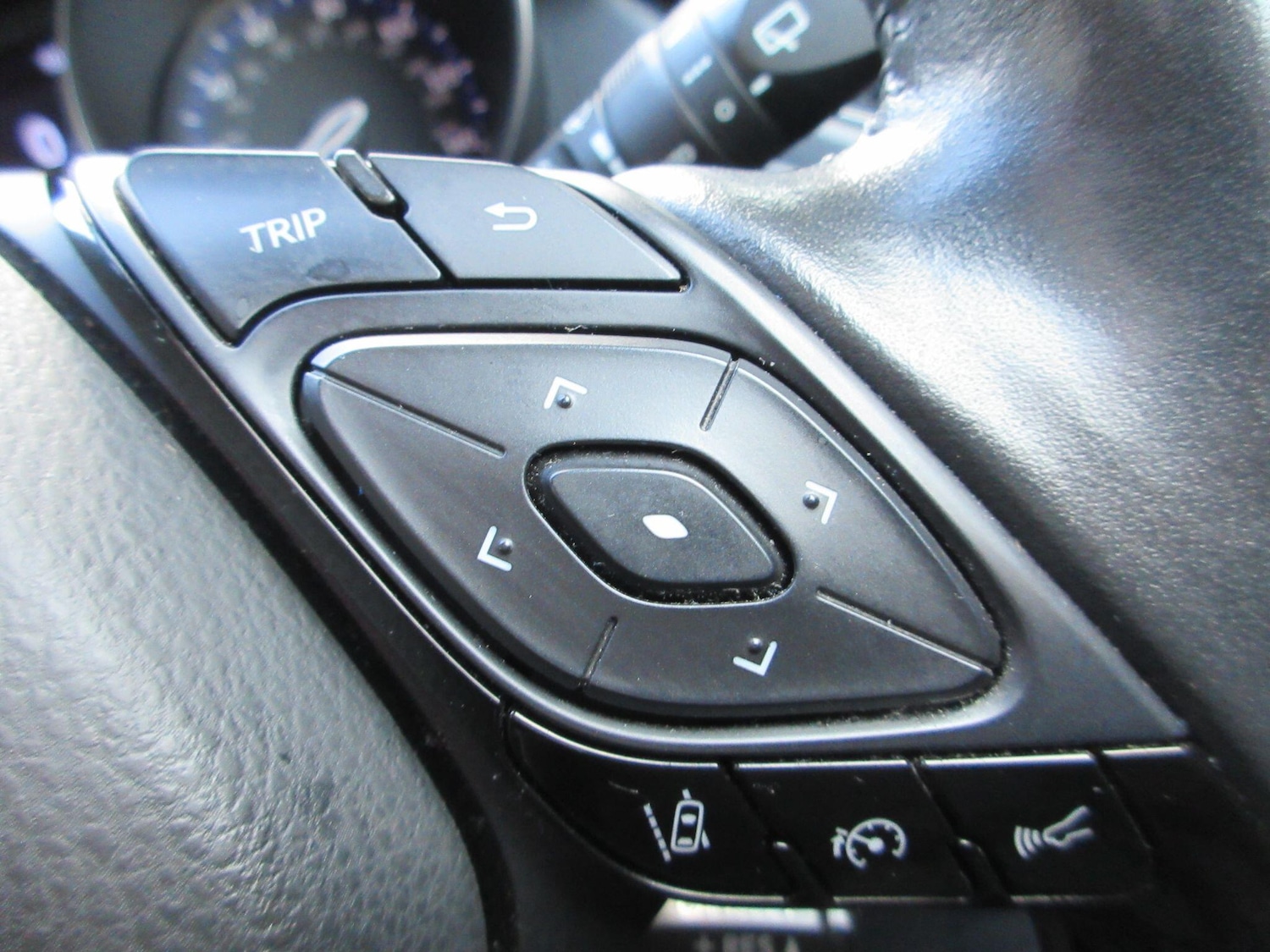 Used Toyota C-HR 2020 for sale - 76378074: Photo 41