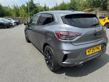 Used Renault Clio 2025 for sale - 78934138: Photo
