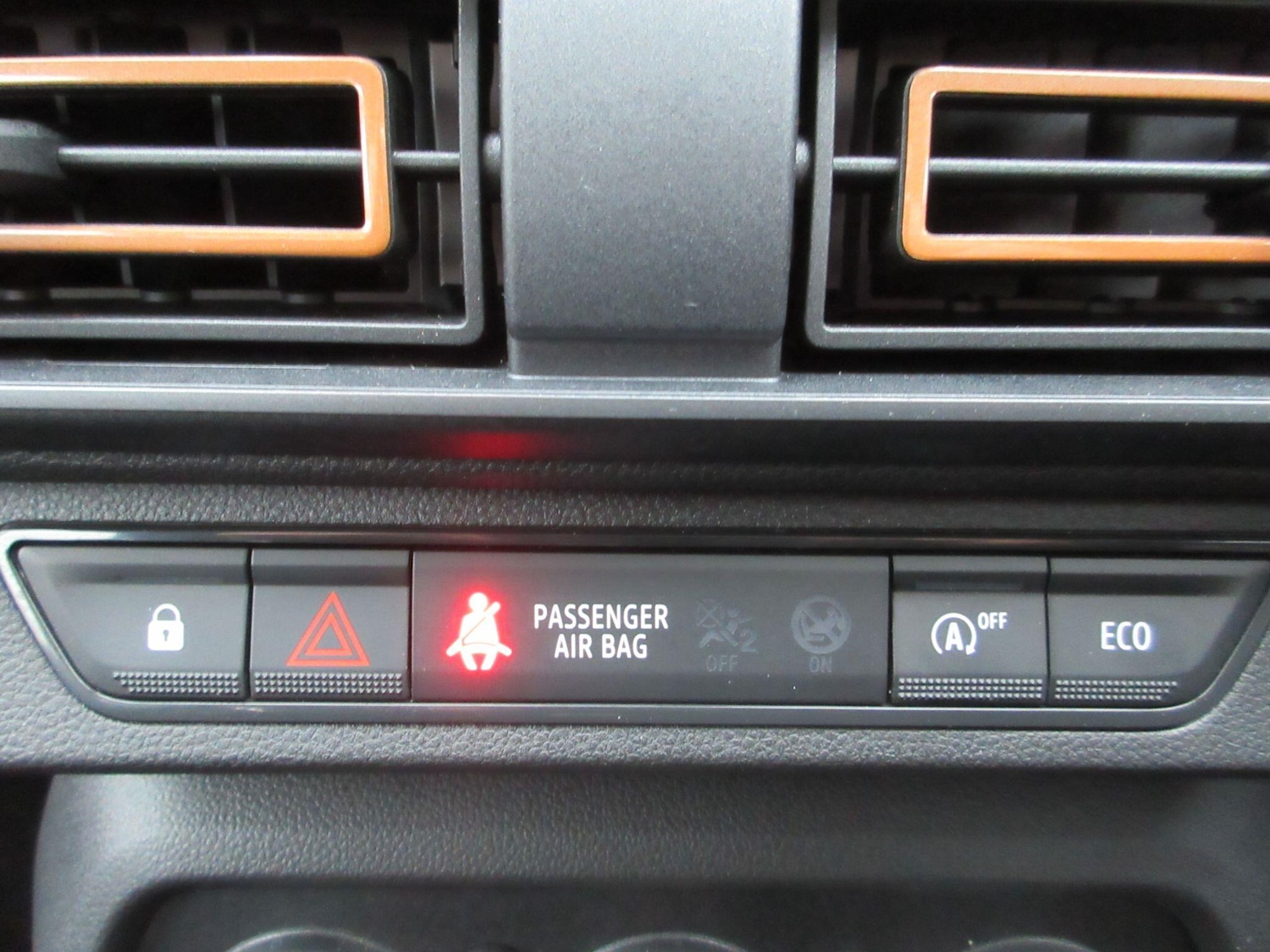 Used Dacia Sandero 2023 for sale - 76360541: Photo 37