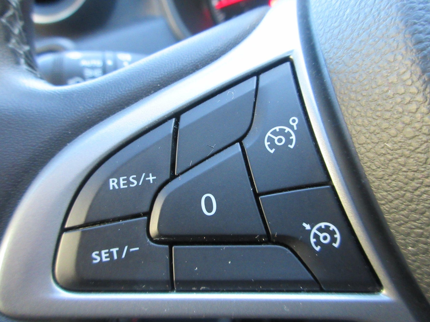 Used Dacia Duster 2023 for sale - 76886878: Photo 35