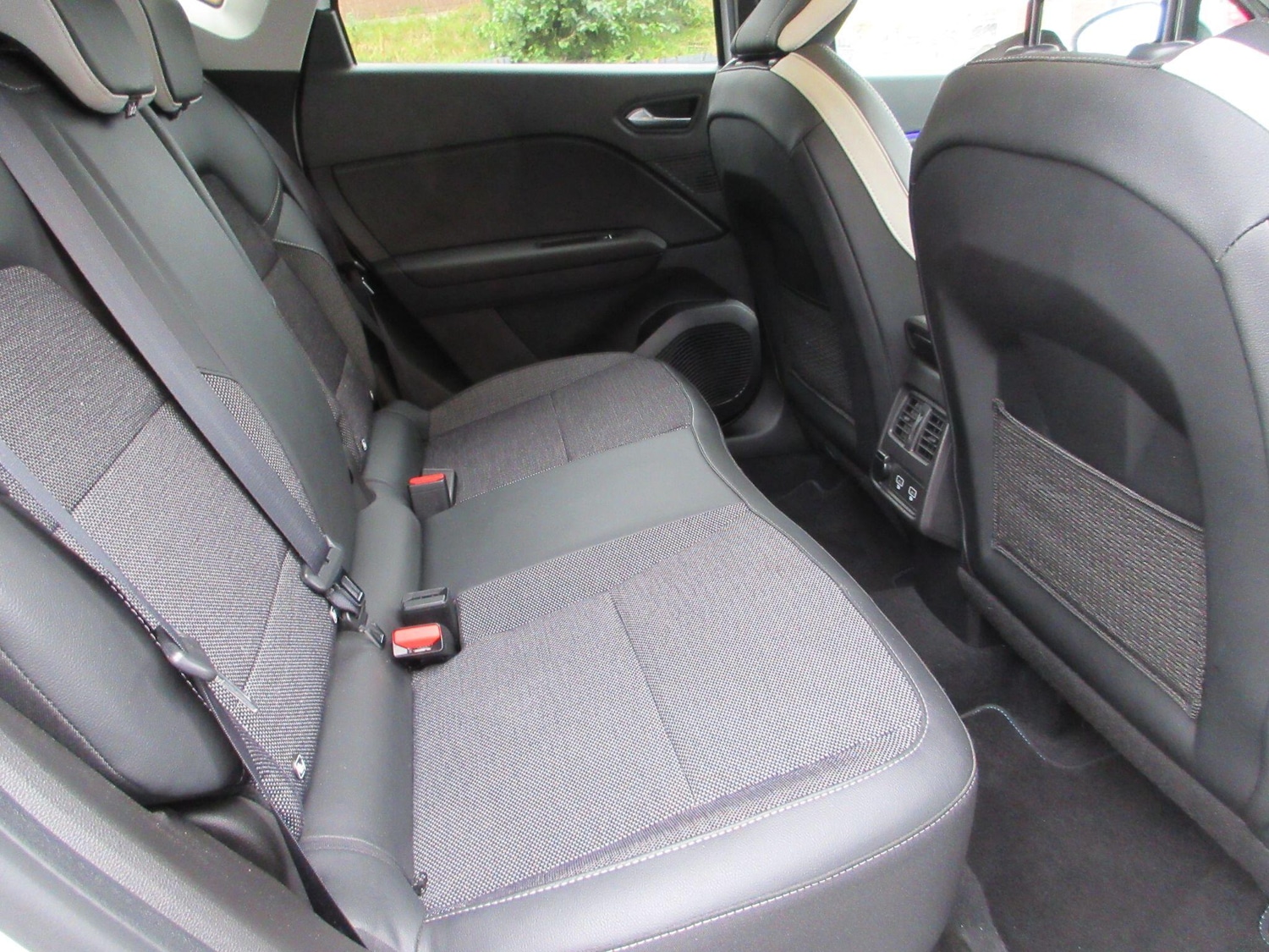 Used Renault Captur 2022 for sale - 76527897: Photo 17