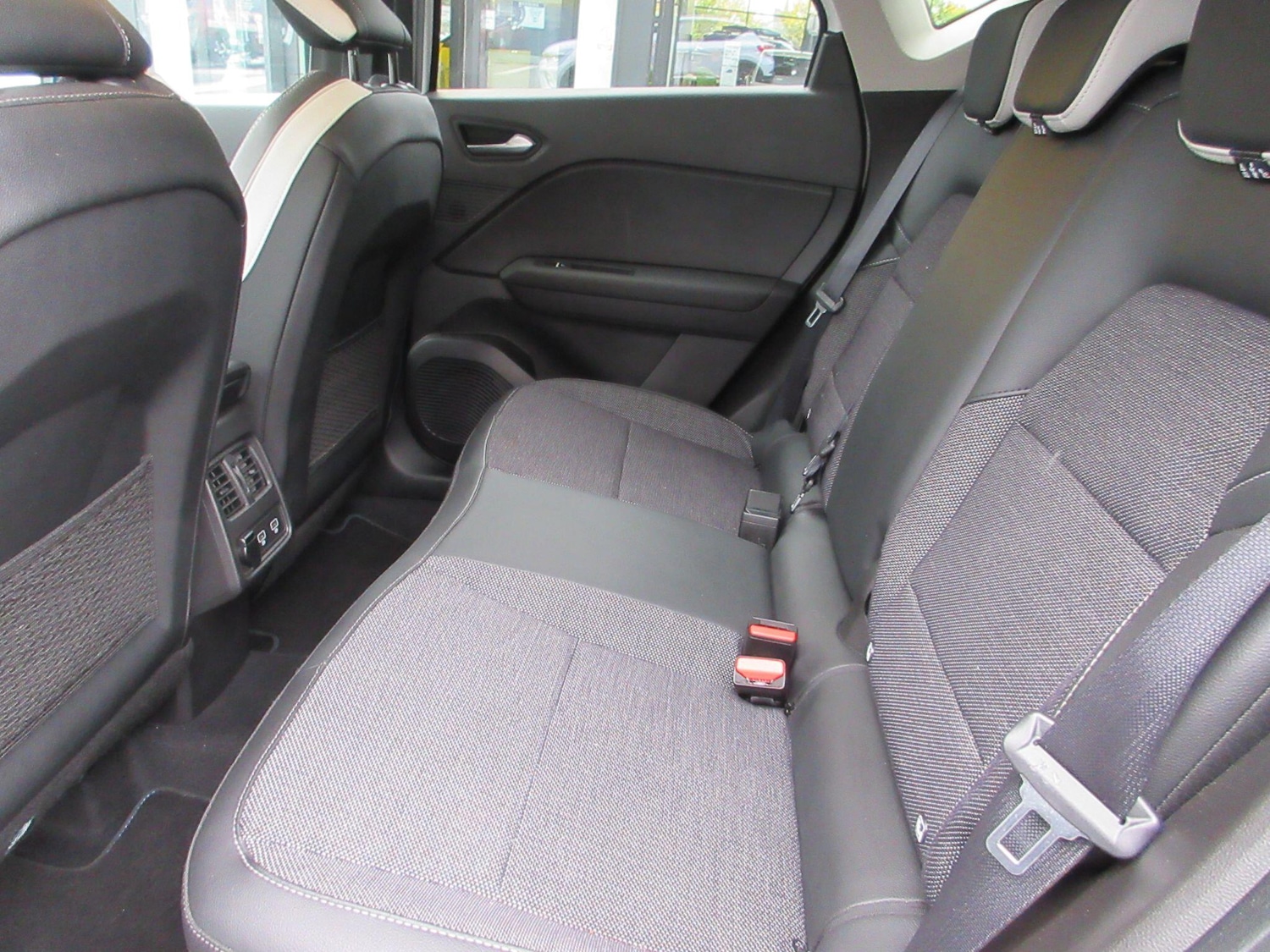 Used Renault Captur 2022 for sale - 76527897: Photo 18