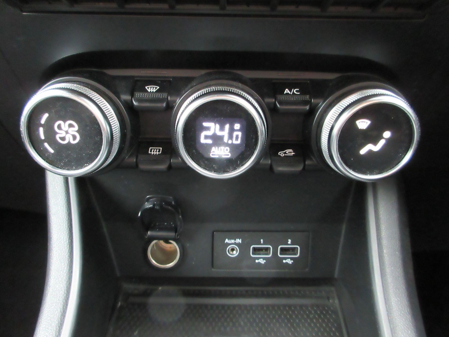 Used Renault Captur 2022 for sale - 76527897: Photo 34