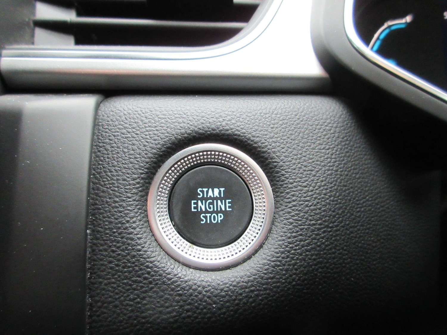 Used Renault Captur 2022 for sale - 76527897: Photo 38