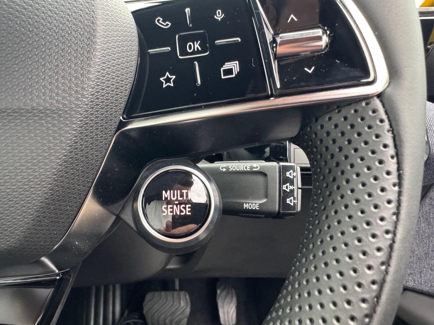 Used Renault 5 E-Tech electric for sale - 77091815: Photo 28