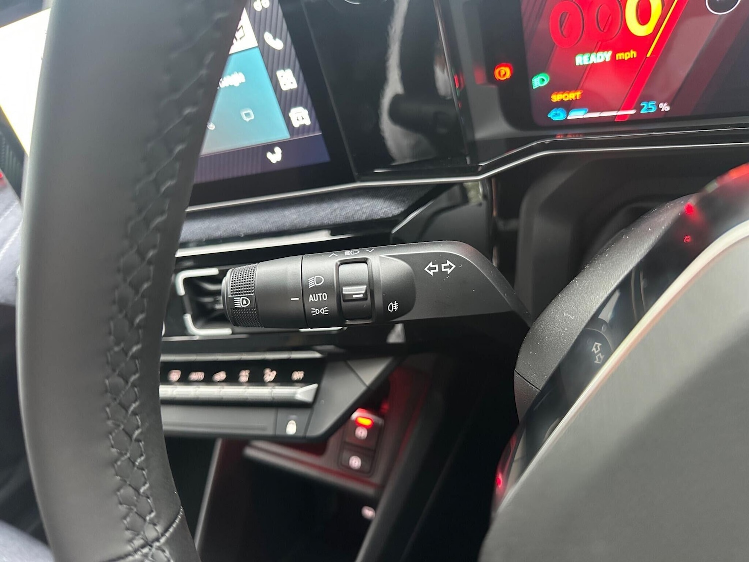 Used Renault 5 E-Tech electric for sale - 77091815: Photo 31