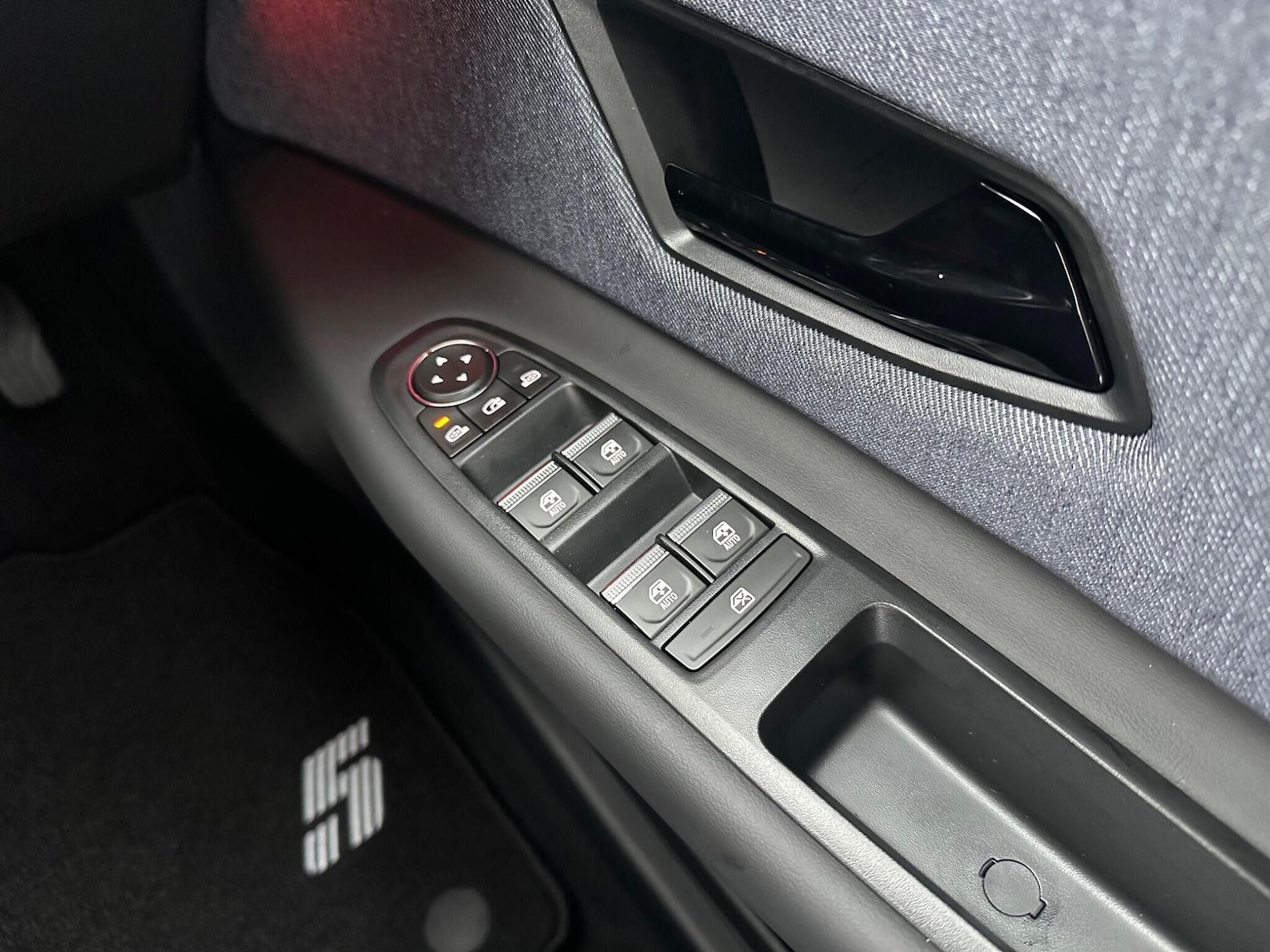 Used Renault 5 E-Tech electric for sale - 77091815: Photo 42