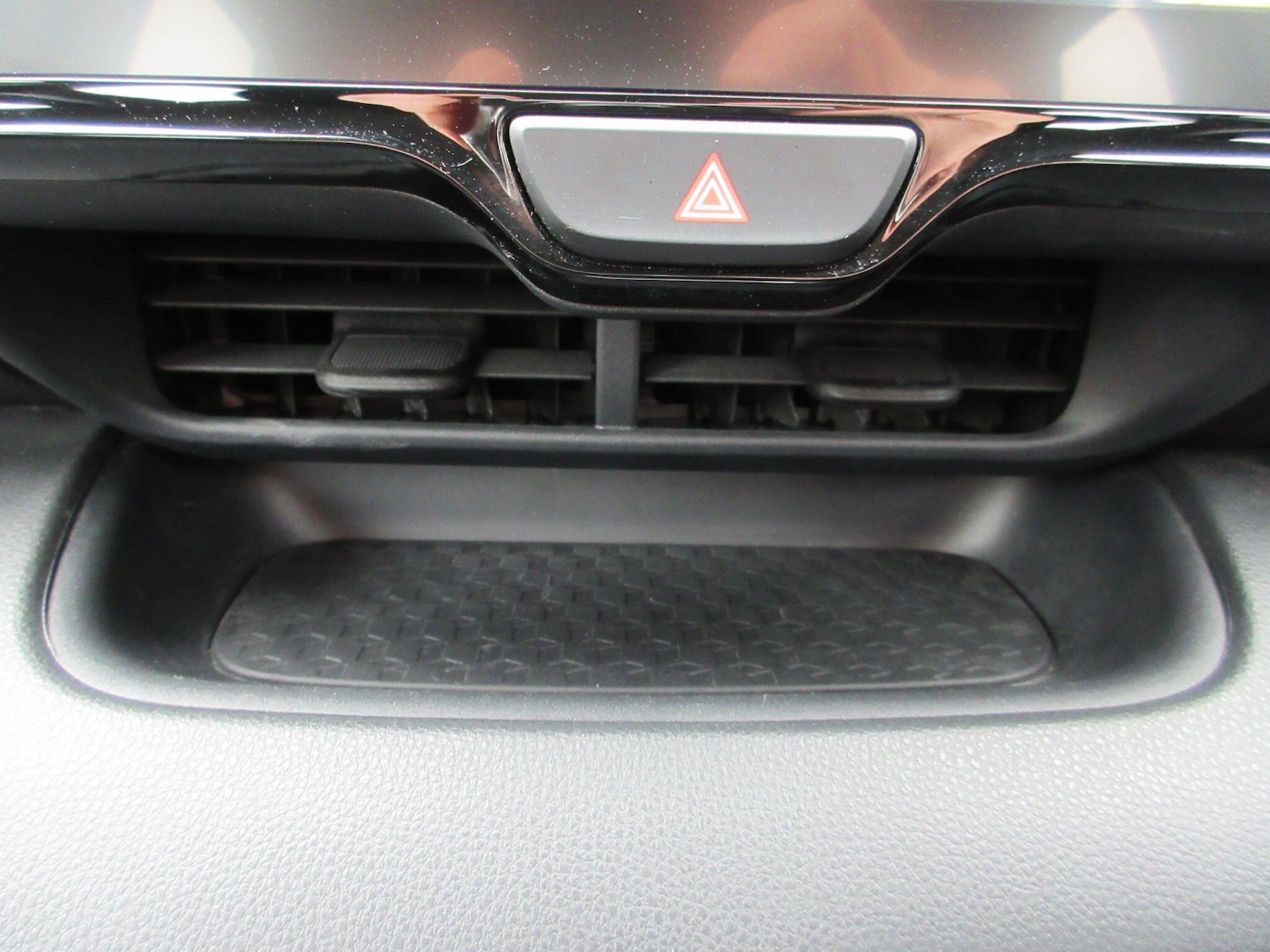 Used Toyota Yaris 2025 for sale - 77564777: Photo 35