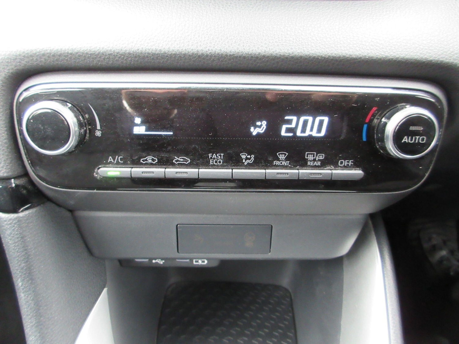 Used Toyota Yaris 2025 for sale - 77564777: Photo 36