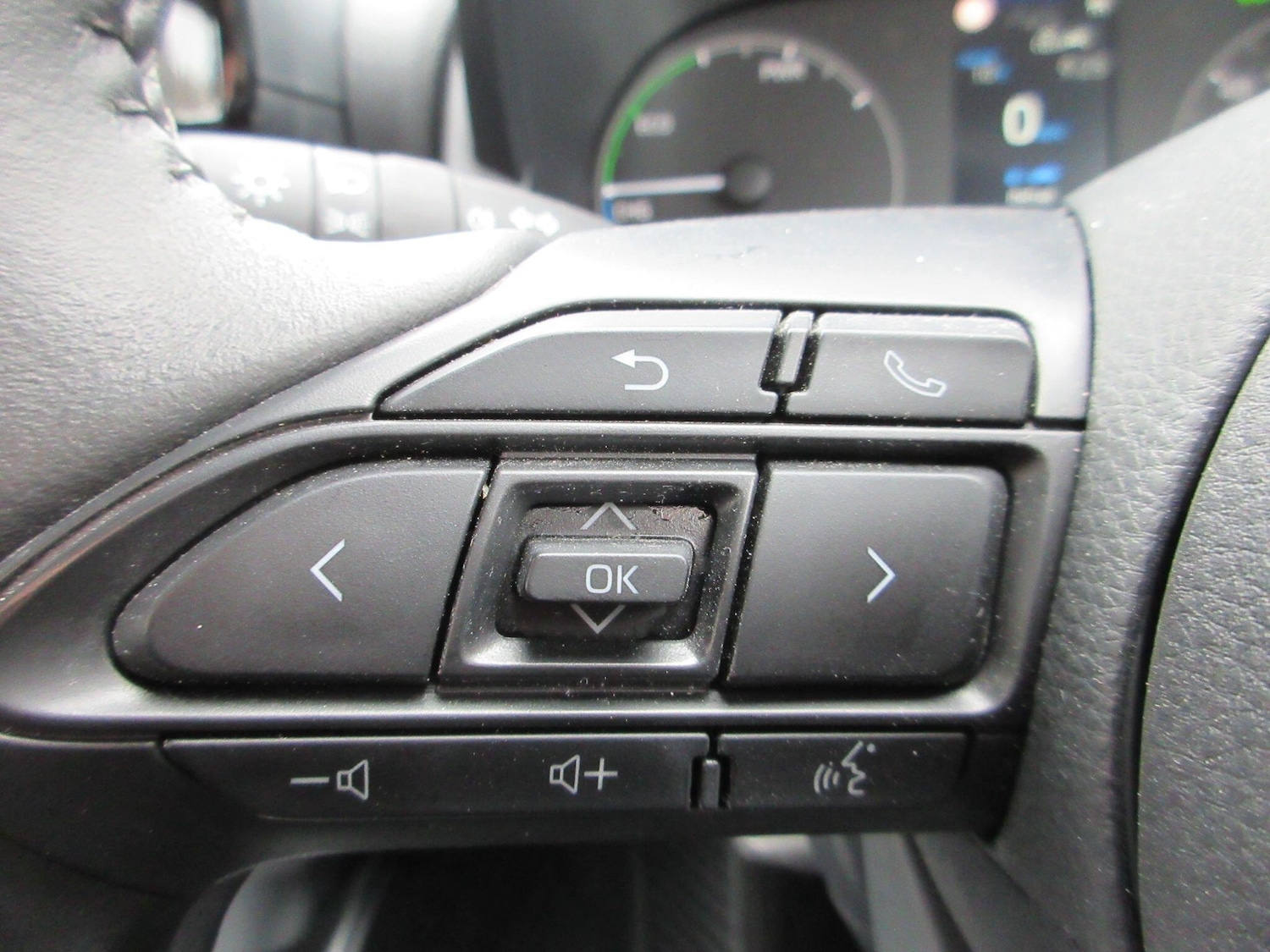 Used Toyota Yaris 2025 for sale - 77564777: Photo 41