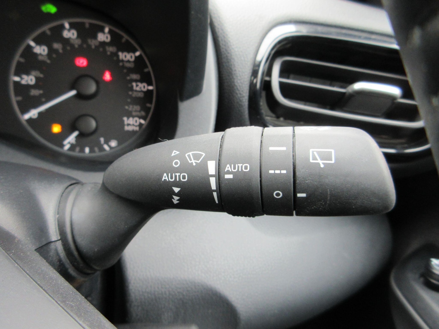 Used Toyota Yaris 2025 for sale - 77564777: Photo 42