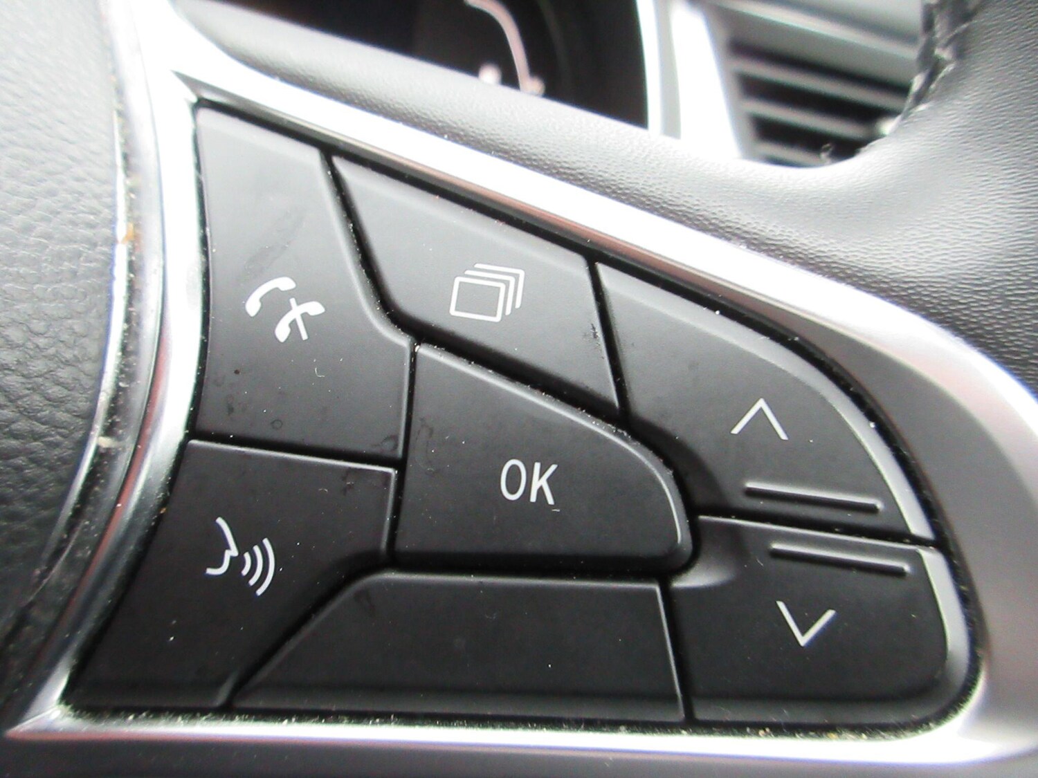 Used Renault Captur 2023 for sale - 77723098: Photo 38