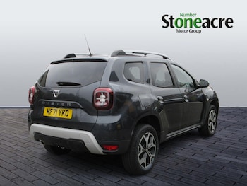 Used Dacia Duster 2021 for sale - 76457640: Photo