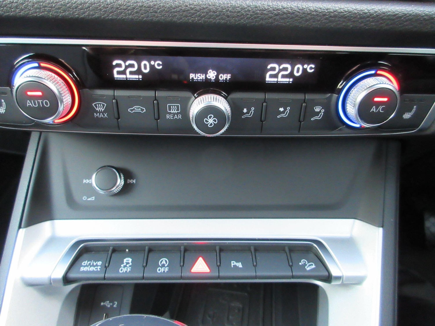 Used Audi Q3 2024 for sale - 76701570: Photo 36