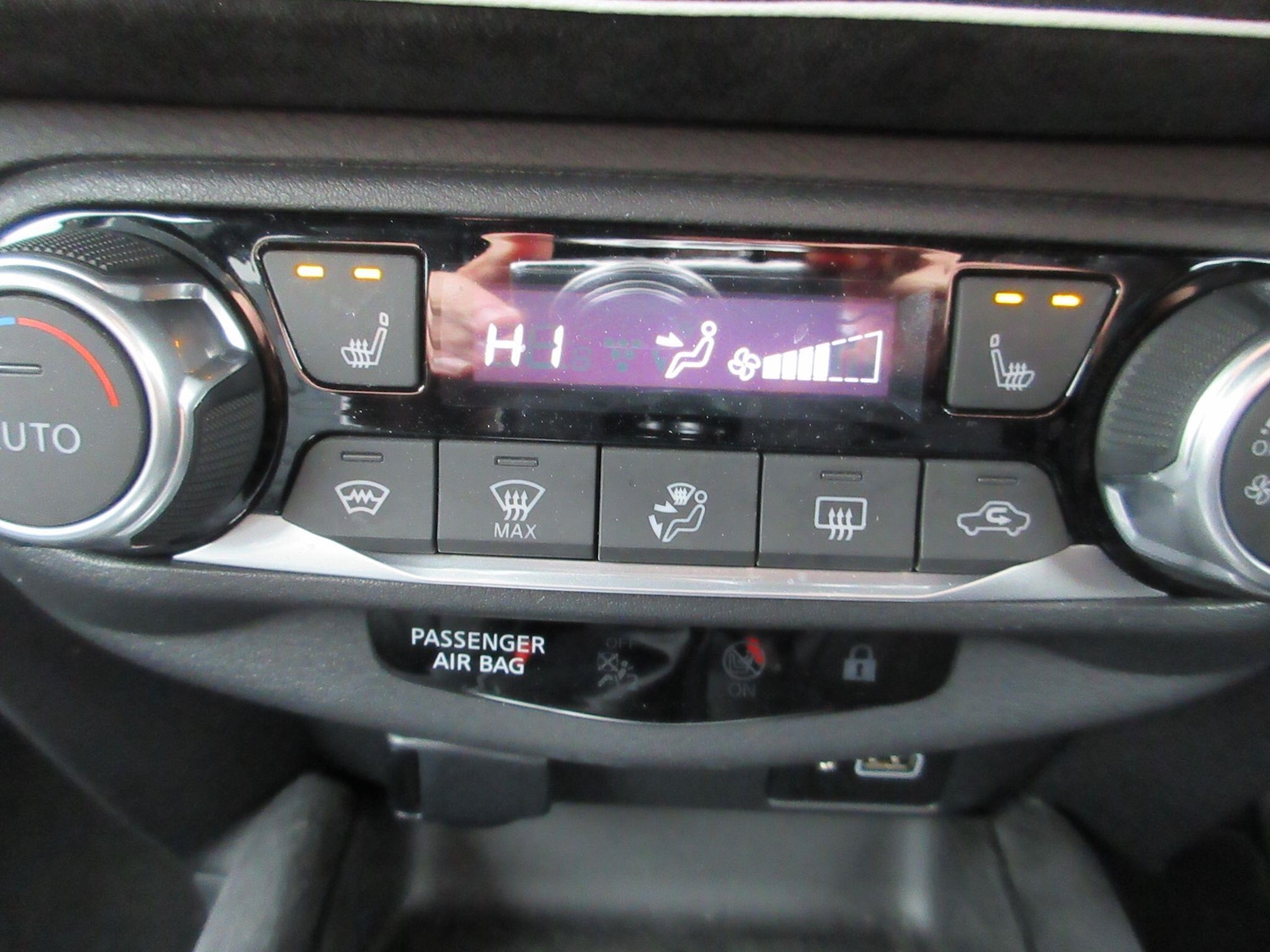Used Nissan Juke 2022 for sale - 76152196: Photo 33