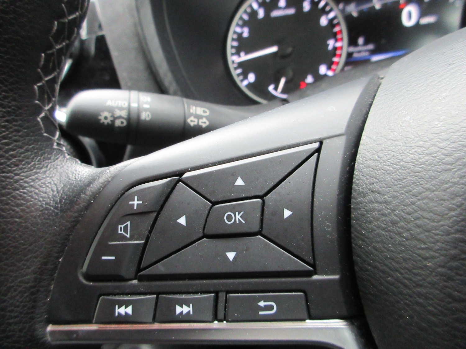 Used Nissan Juke 2022 for sale - 76152196: Photo 34