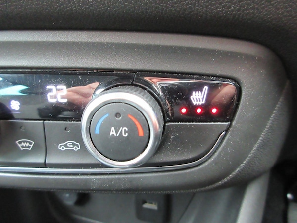 Used Vauxhall Crossland 2021 for sale - 76246610: Photo 32
