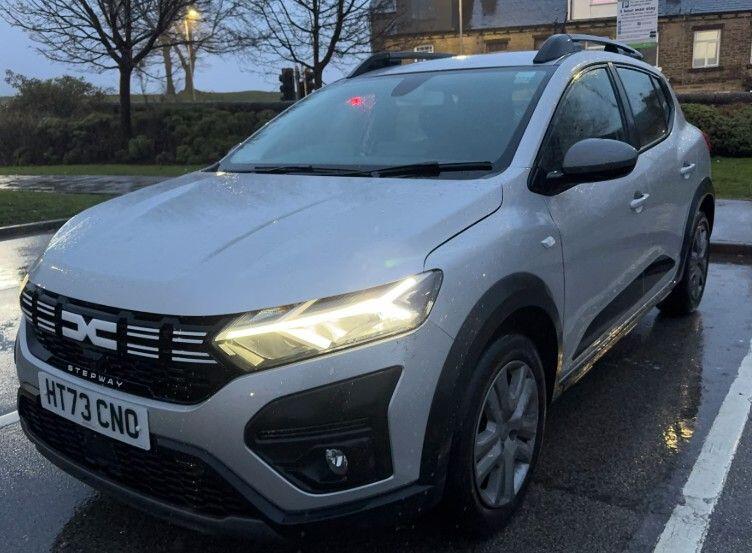 Used Dacia Sandero Stepway 2023 for sale - 77710263: Photo 2