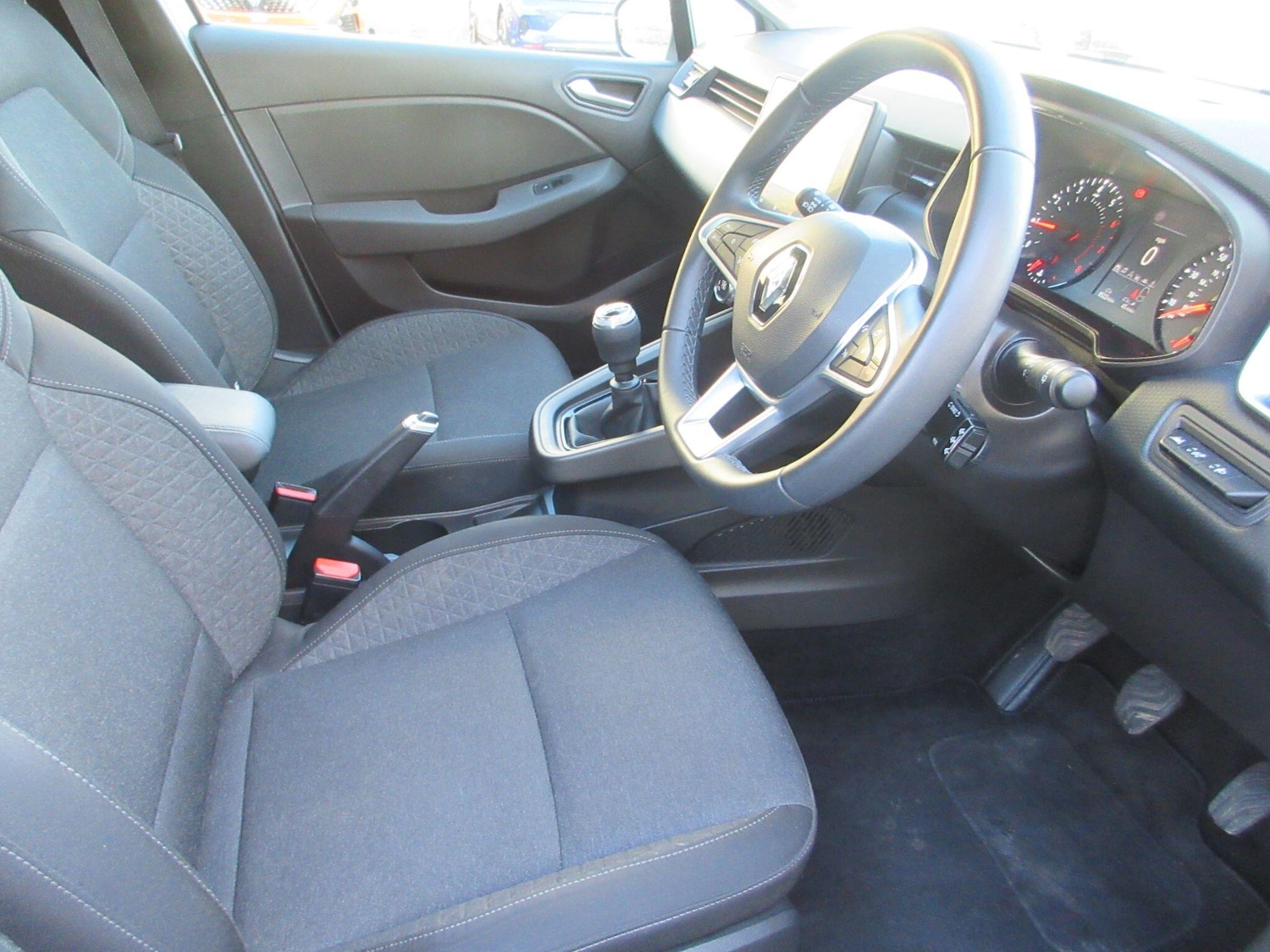Used Renault Clio 2022 for sale - 77120419: Photo 11