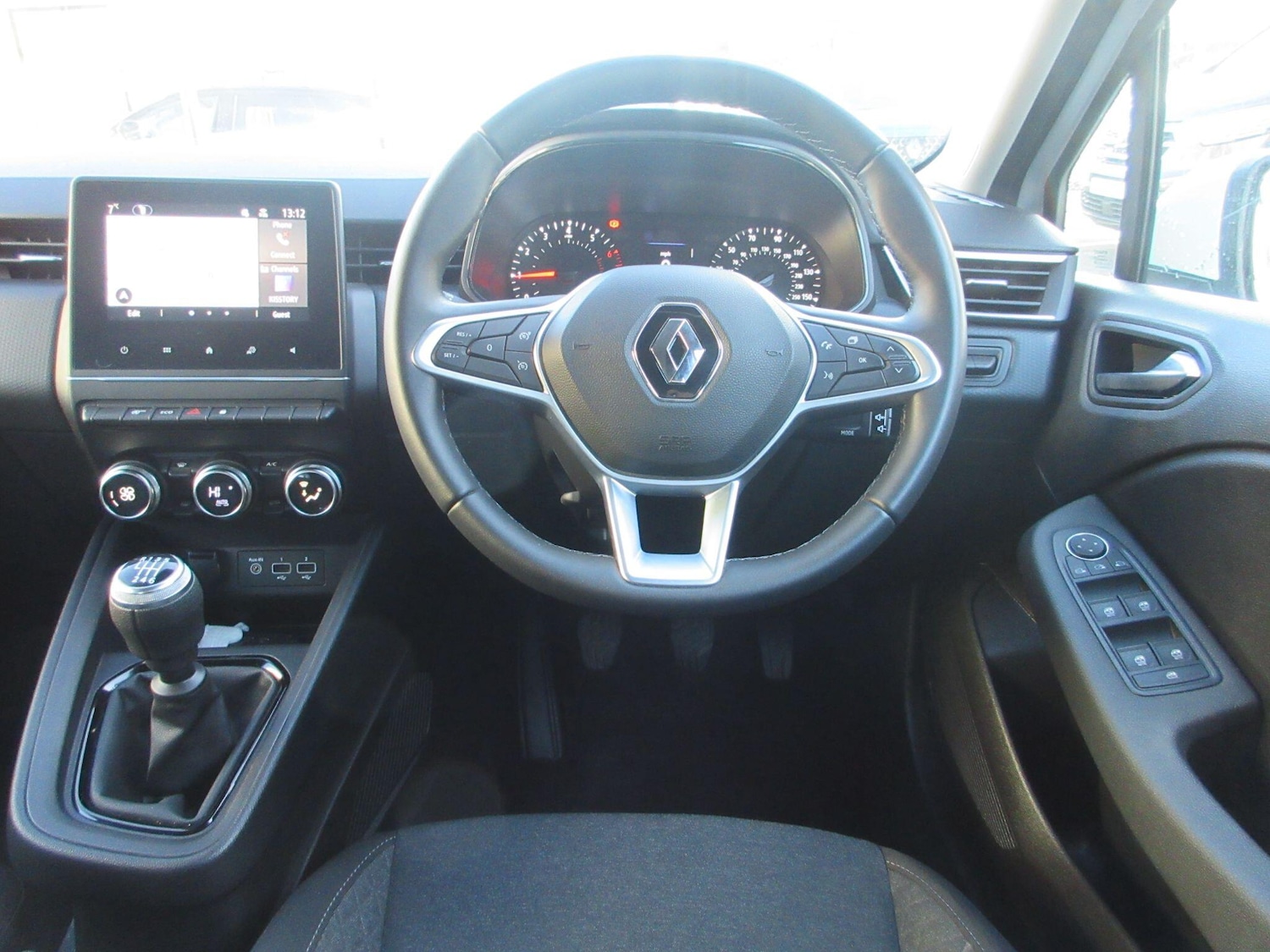 Used Renault Clio 2022 for sale - 77120419: Photo 12