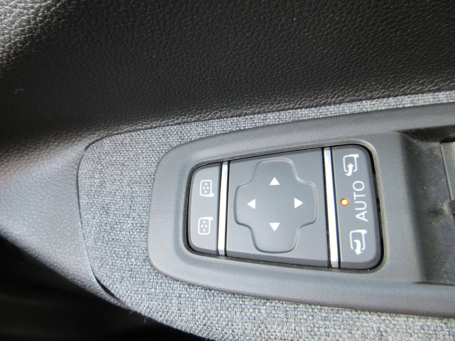 Used Renault Zoe 2022 for sale - 76499703: Photo 43