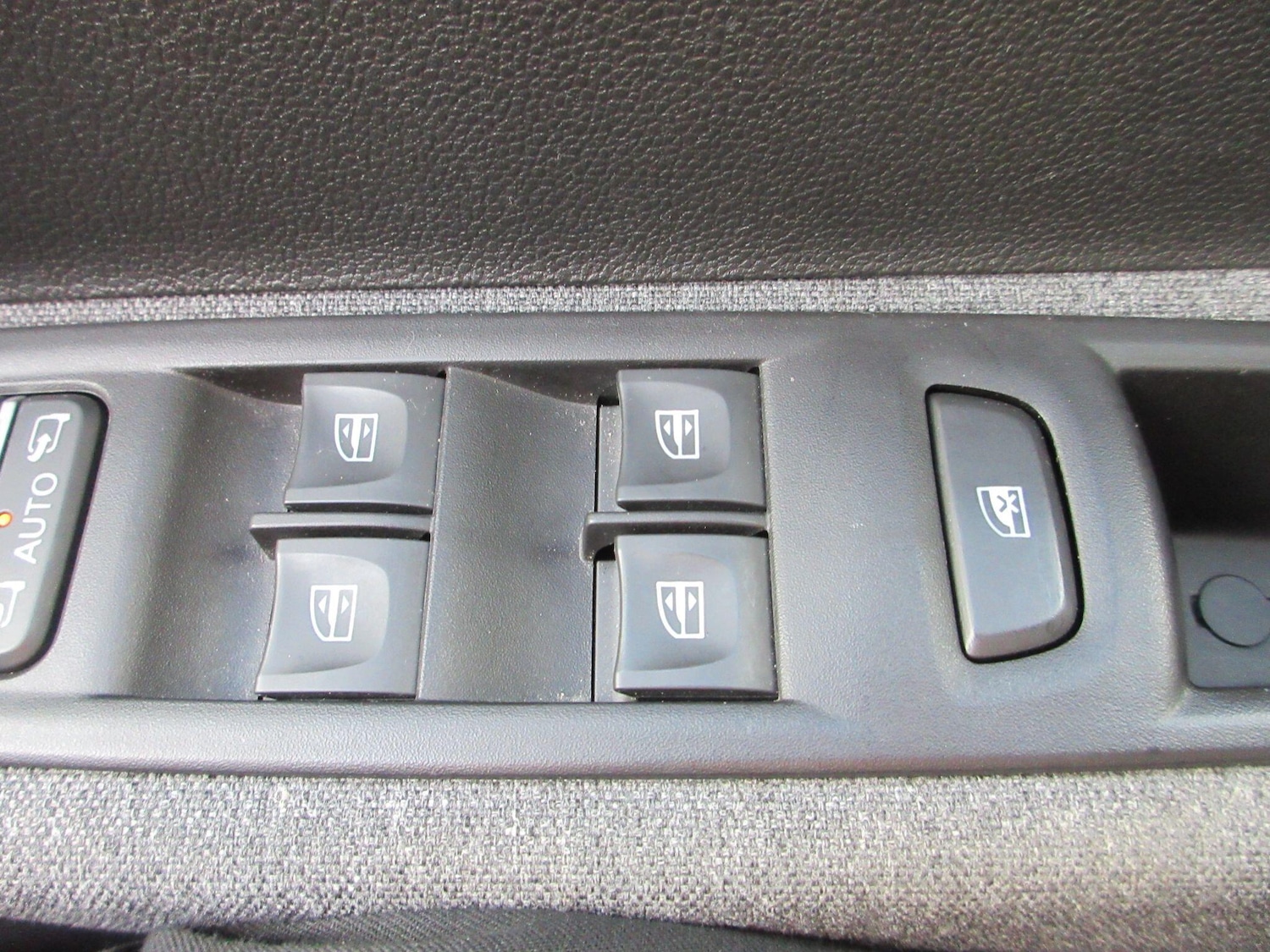 Used Renault Zoe 2022 for sale - 76499703: Photo 44