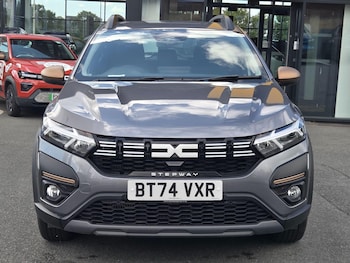 Used Dacia Sandero Stepway 2024 for sale - 79464295: Photo