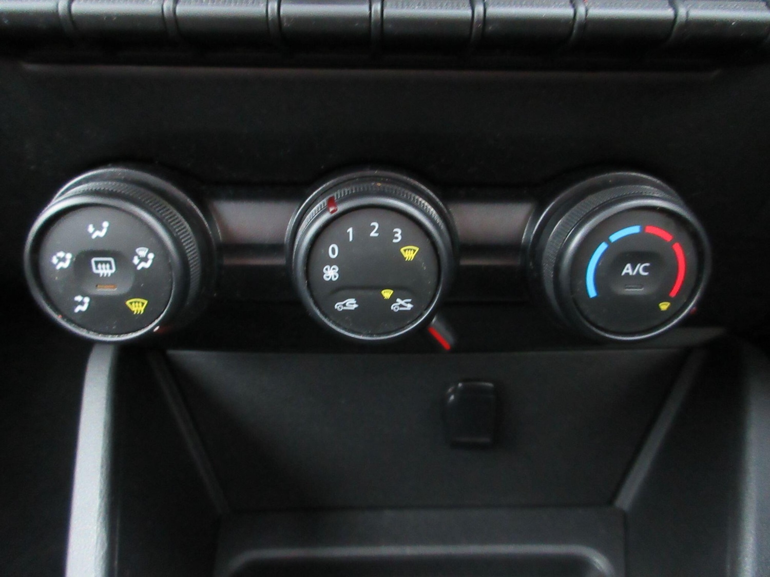 Used Dacia Duster 2019 for sale - 77091064: Photo 27