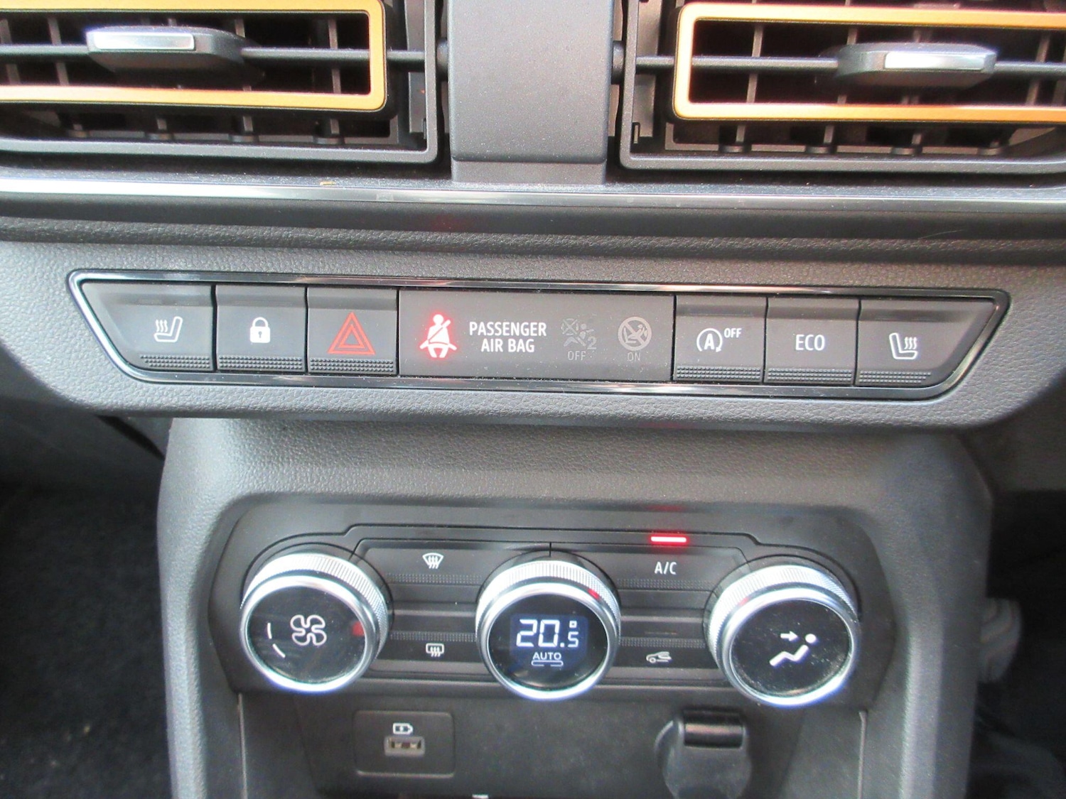 Used Dacia Sandero Stepway 2022 for sale - 77709390: Photo 32