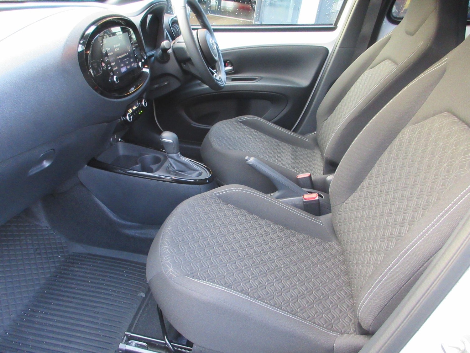 Used Toyota Aygo X 2024 for sale - 76898494: Photo 13