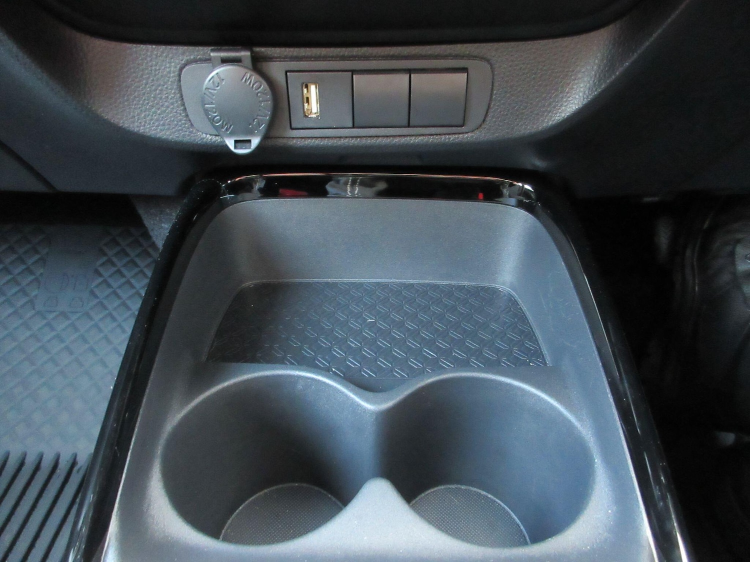 Used Toyota Aygo X 2024 for sale - 76898494: Photo 32