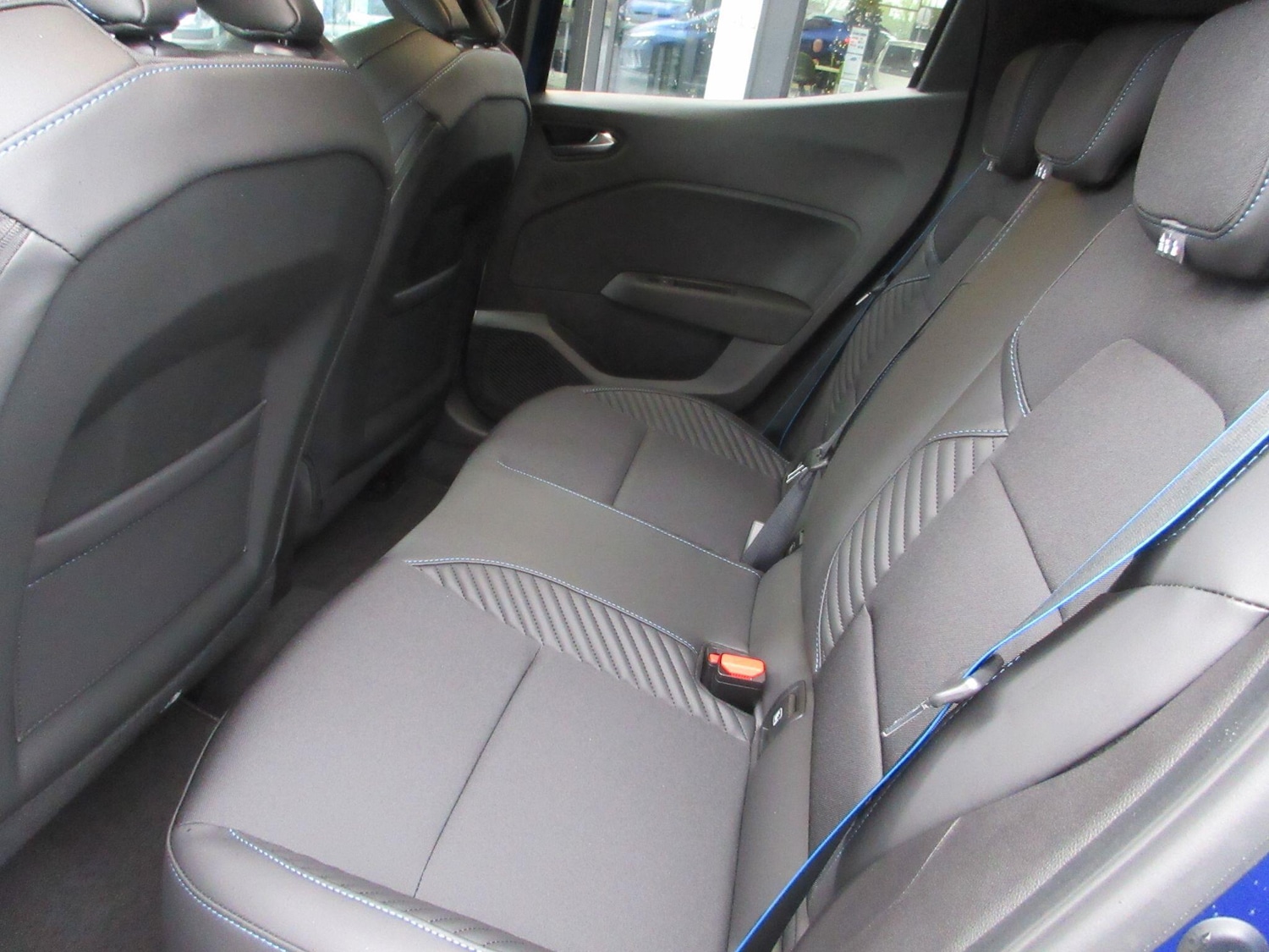 Used Renault Clio 2025 for sale - 76898338: Photo 17