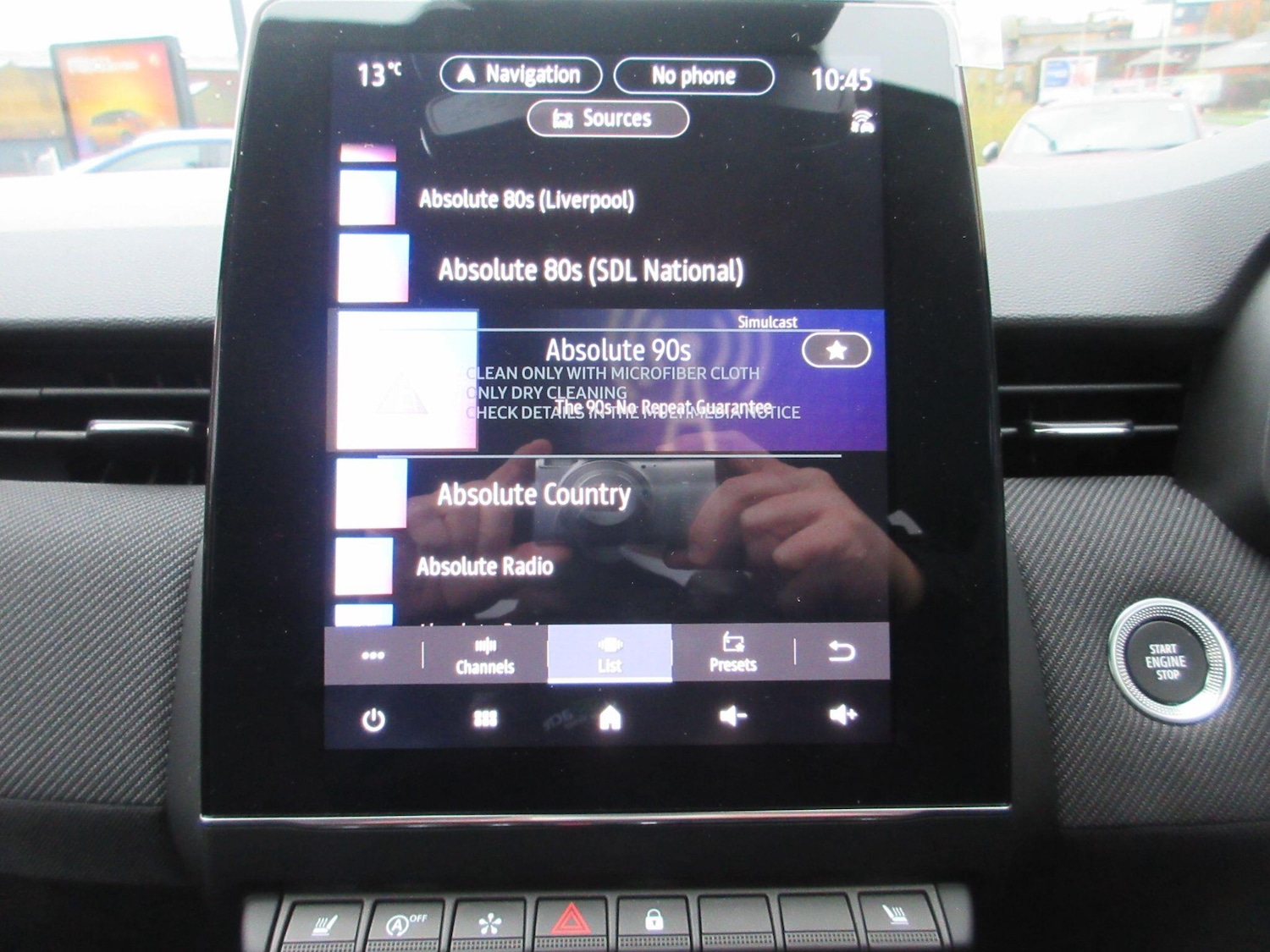 Used Renault Clio 2025 for sale - 76898338: Photo 31