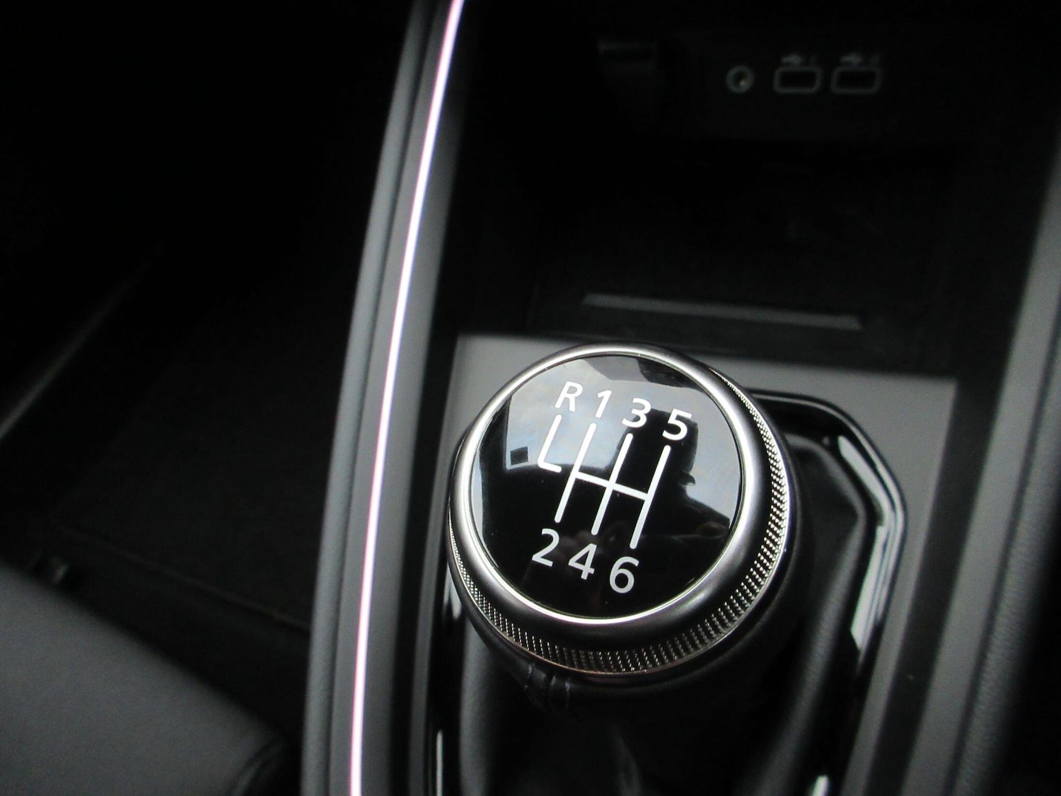 Used Renault Clio 2025 for sale - 76898338: Photo 38