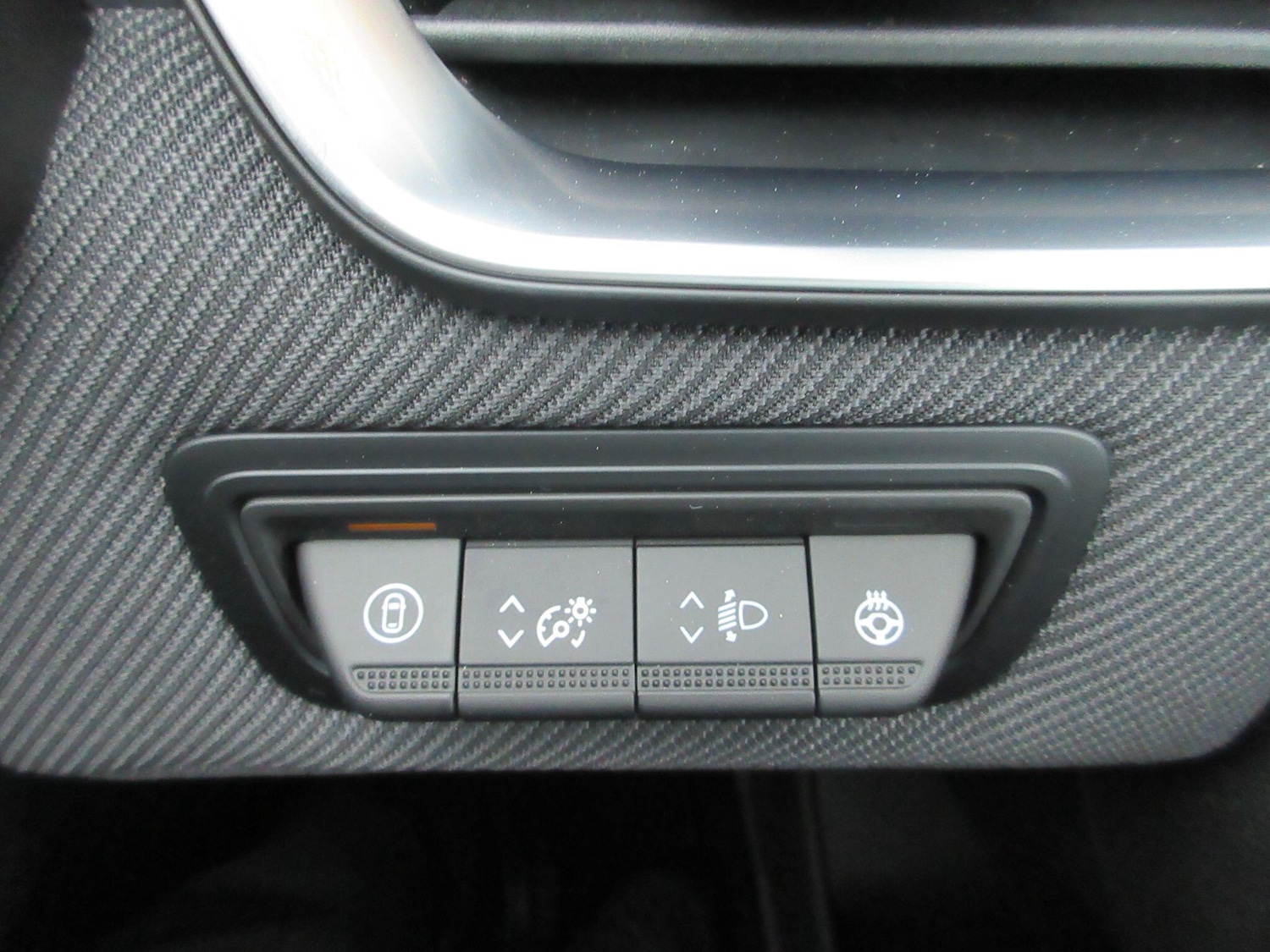 Used Renault Clio 2025 for sale - 76898338: Photo 48