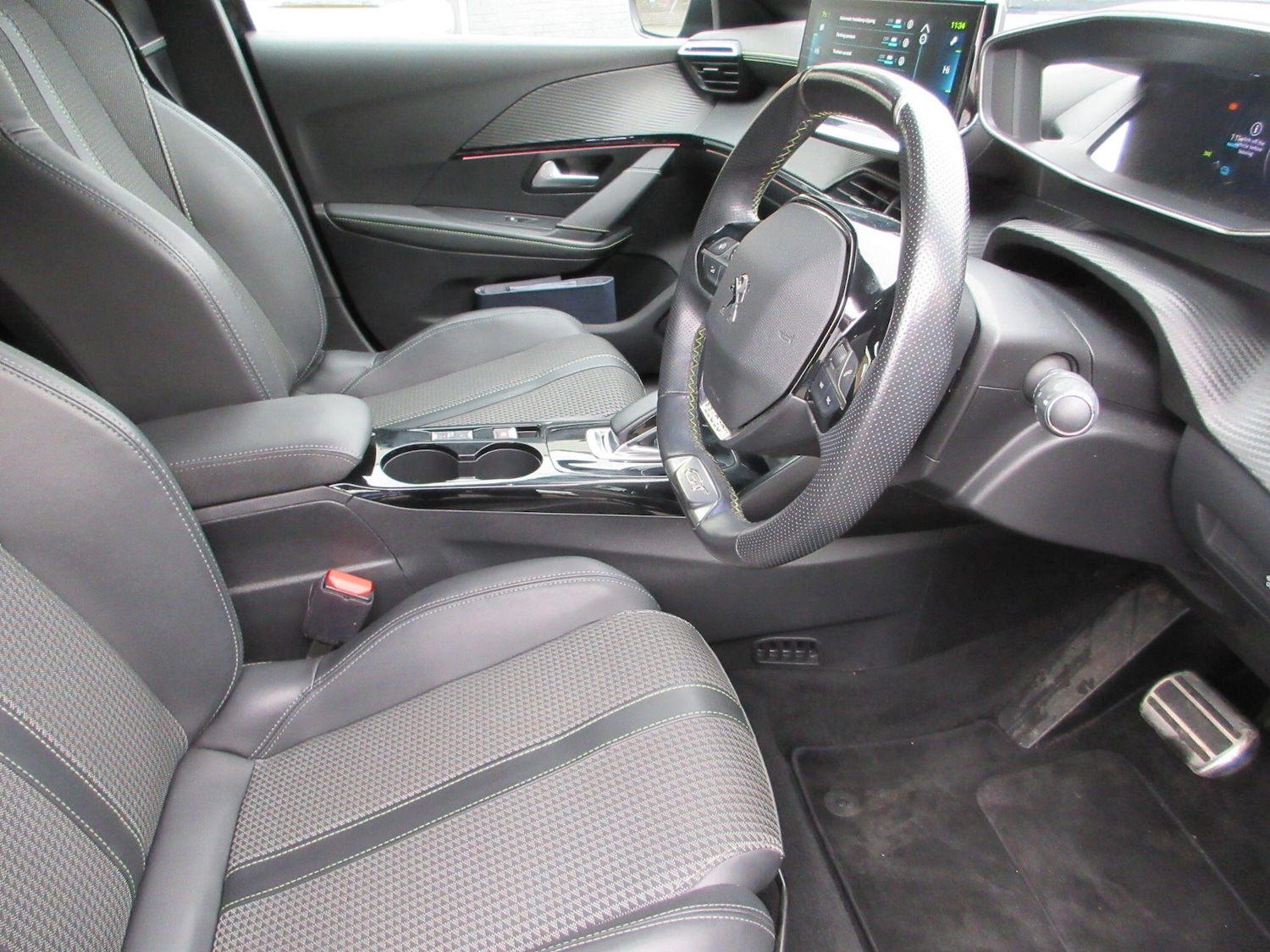 Used Peugeot 208 2021 for sale - 77439845: Photo 11