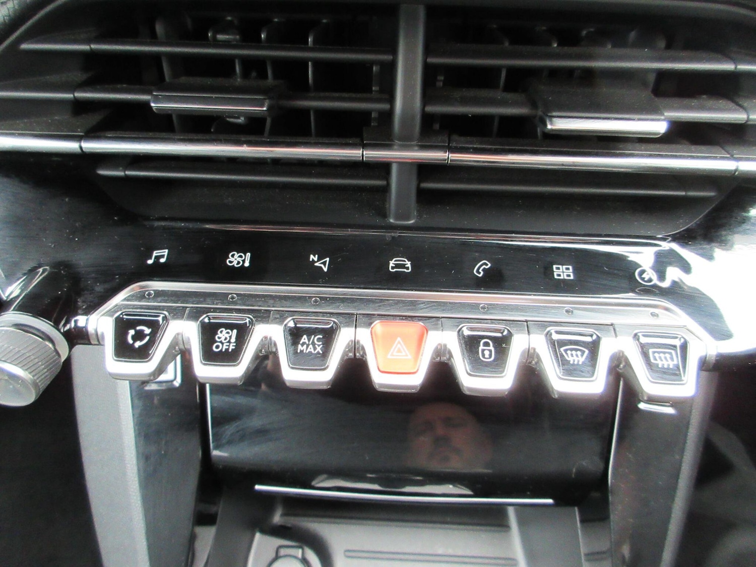 Used Peugeot 208 2021 for sale - 77439845: Photo 30