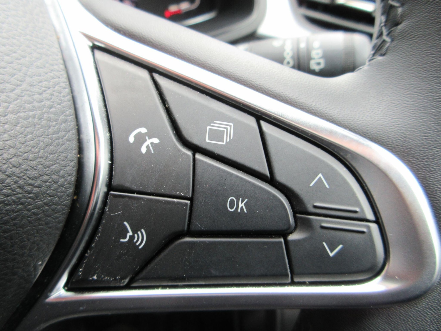 Used Renault Captur for sale - 77278685: Photo 40